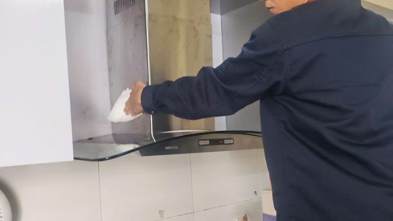 sửa máy hút mùi